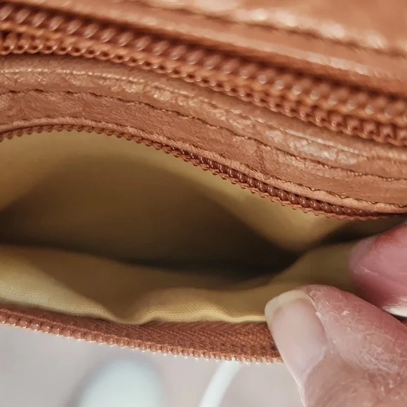 Stone Mountain Leather bag - Picture 9 of 11